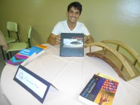 /album/filonews01/apos-a-palestra-os-profisionais-foram-a-sala-onde-se-encontrava-a-mesas-para-esclarecer-ou-conversar-com-pessoas-que-queriam-aprofundar-sobre-o-assusto-individualmente-jpg/